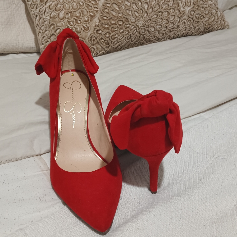 Elegant Red Bow Heels